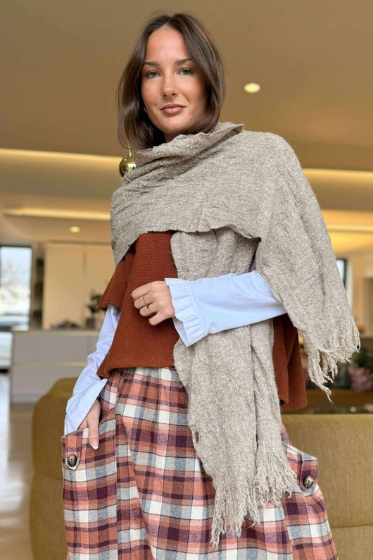 Bute Textured Weave Stretch Scarf Oat /50=